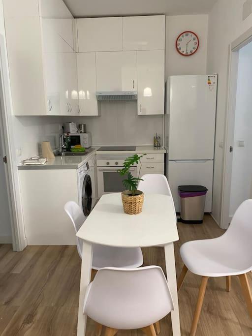 Apartment Tu Hogar Temporal En Con Excelente Ubicacion *